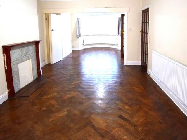 Lynton Road, Harrow HA2 5 bed semi detached house to rent £2,350 pcm £542 pw