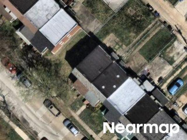 Lynview Ave