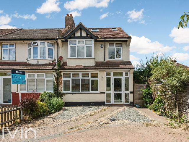 Lynwood Gardens, Croydon, Greater London CR0, 4 bed semi detached house to rent, £2,600 pcm | PrimeLocation