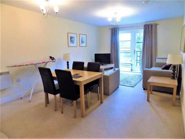 Lynx Court, Wallis Square, Farnborough, GU14