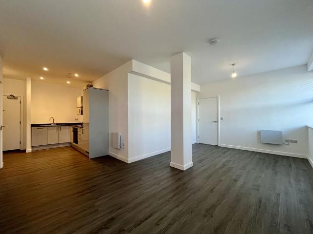 Lynch Wood, Peterborough PE2 2 bed apartment to rent £1,100 pcm £254 pw