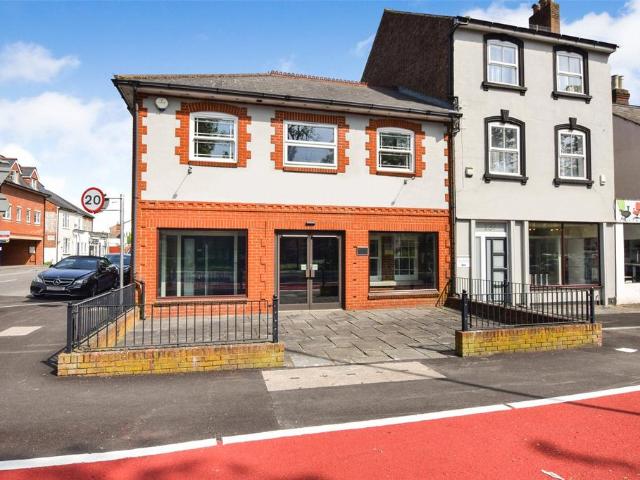 Lynchford Road, Hampshire GU14 1 bed apartment to rent £1,150 pcm £265 pw
