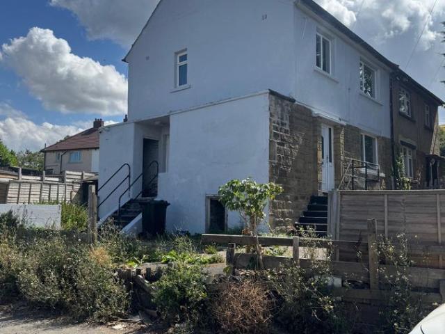 Lynden Avenue, Shipley BD18, 1 bed semi detached bungalow to rent, £1,000 pcm | PrimeLocation