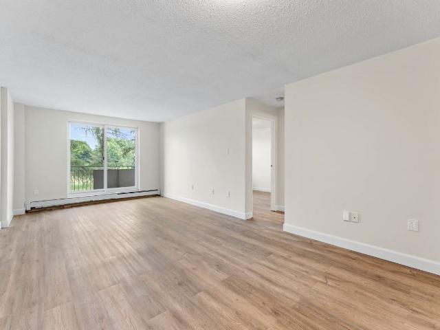 Lynden Gate Estates Apartments 2 Bedroom Apartment for Rent at 17 Lynden Gates Apts Brantford, ON N3P 1K8 Lyndon Hills