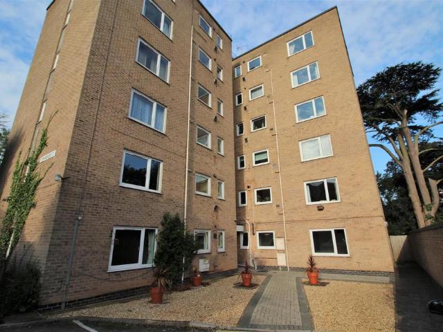 Lyndhurst Court, London Road, Leicester 2 bed apartment to rent £950 pcm £219 pw
