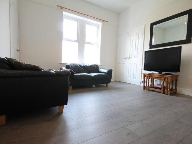 Lyndhurst Avenue, Jesmond NE2, 3 bed shared accommodation to rent, £1,760 pcm | PrimeLocation