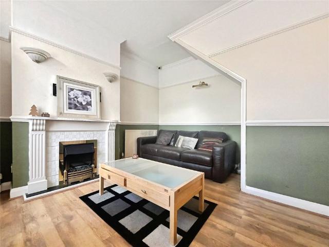 Lyndhurst Avenue, Twickenham, TW2 6BJ