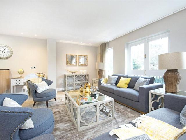 Lyndhurst Road, London, NW3 3 bed apartment to rent £6,500 pcm £1,500 pw