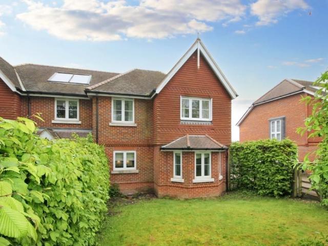 Lyngarth Close, Great Bookham KT23, 4 bed semi detached house to rent, £2,750 pcm | PrimeLocation