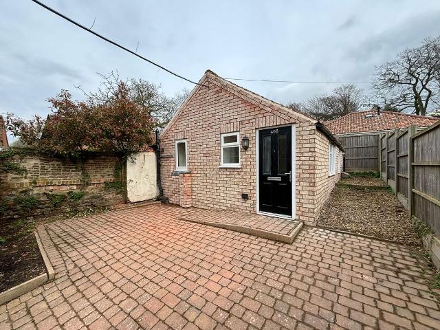 Lynn Road, Downham Market PE38, 2 bed bungalow to rent, £775 pcm | PrimeLocation