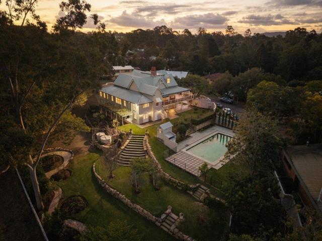 LYNNE GROVE HOUSE 3 TITLES | 3,121m² | ONE REMARKABLE ESTATE