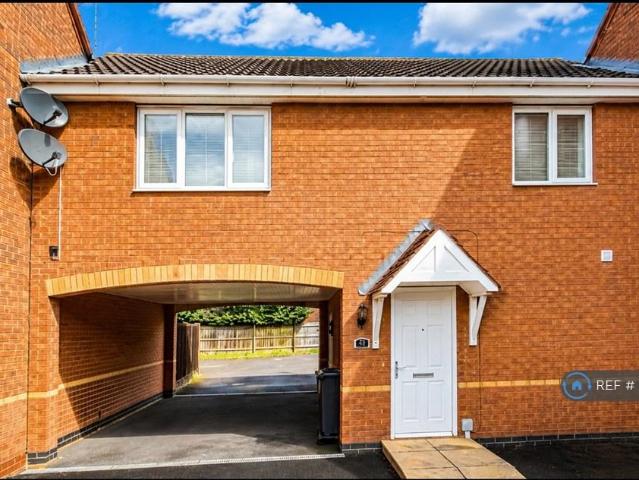 Lynnon Field, Warwick, CV34 2 bed terraced house to rent £1,200 pcm £277 pw