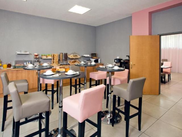 Lyon Gerland Amazing fully furnished 1 BR apartment, Lyon Amsterdam Apartments for Rent