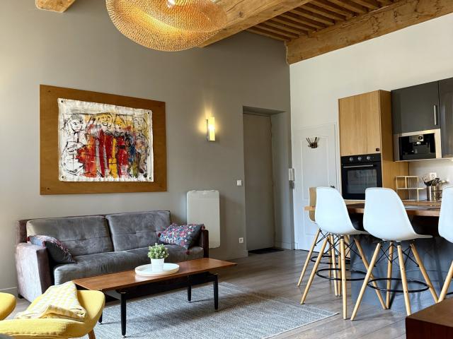 Lyon 1er T2/50 m2 de caractère, prêt à vivre ou investir