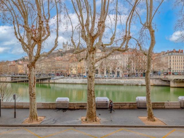 Lyon 1er – Quai de Saône – Charme de l'ancien – Appartement de caractère