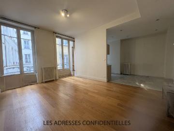 LYON 2 Cœur presqu'île dans superbe copropriété Bel appartement 3 pièces