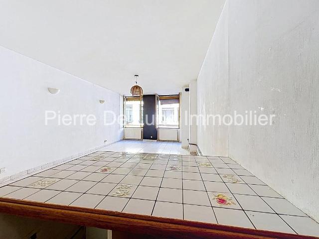 Lyon 2 – Rue Neuve – T3 À Rénover Au Cœur De La Presqu’Île 66m² Lyon 2ème