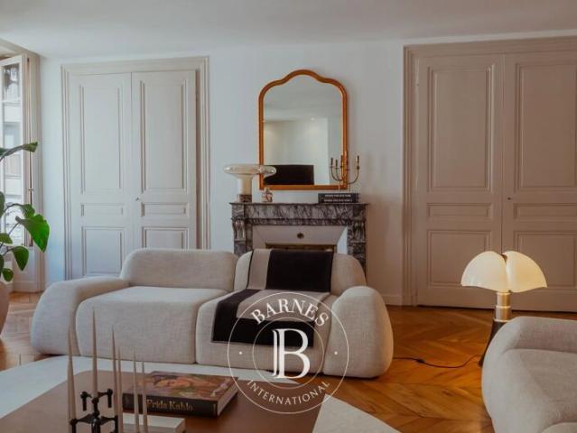 Lyon 2ème, Appartement 1 Chambre 118 m² en location