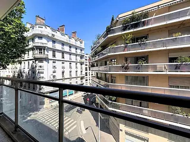 Lyon 3ème 69003 Location appartement 1 pièce t1 cave