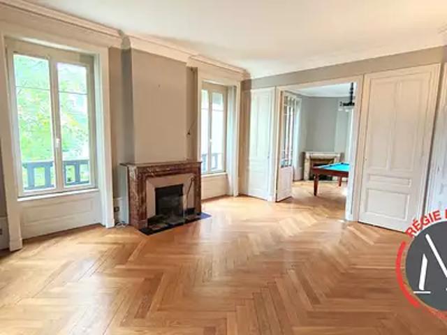 Lyon 3ème 69003 Location maison 8 pièces t8