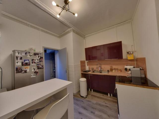 LYON 3EME 95 Cours du Dr Long T2 de 48m² avec terrasse privative à louer NON MEUBLÉ