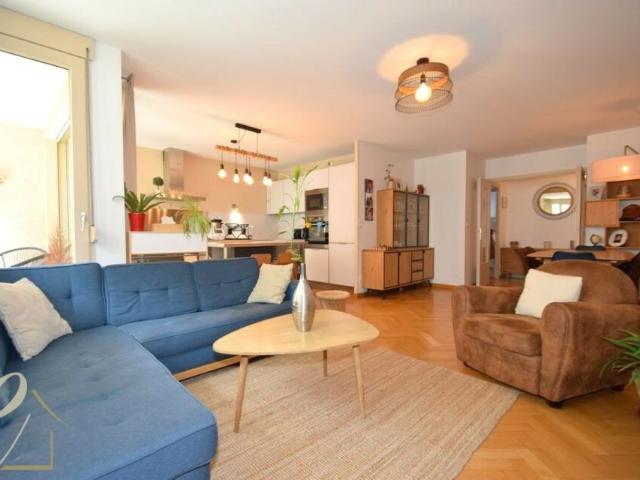 Lyon 3ème Coeur Préfecture – Magnifique Appartement T4 meublé de 93 m² avec 2 balcons et 2 stationnements privatifs