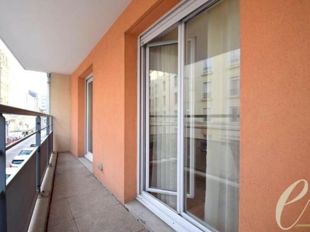 LYON 3ème – Garibaldi: Appartement T3 meublé de 66 m² avec balcon et garage fermé