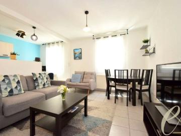LYON 3ème Rue Duguesclin: Charmant T2 meublé de 49 m² en rez de chaussée surélevé