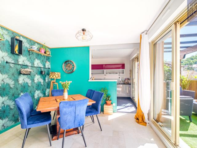 LYON 4 QUAIS DE SAONE/BOIS DE LA CAILLE DERNIER ETAGE DUPLEX TYPE 5 156M2 4 CHAMBRES TERRASSE BALCON