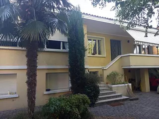 Lyon 4ème 69004 Location maison 7 pièces t7