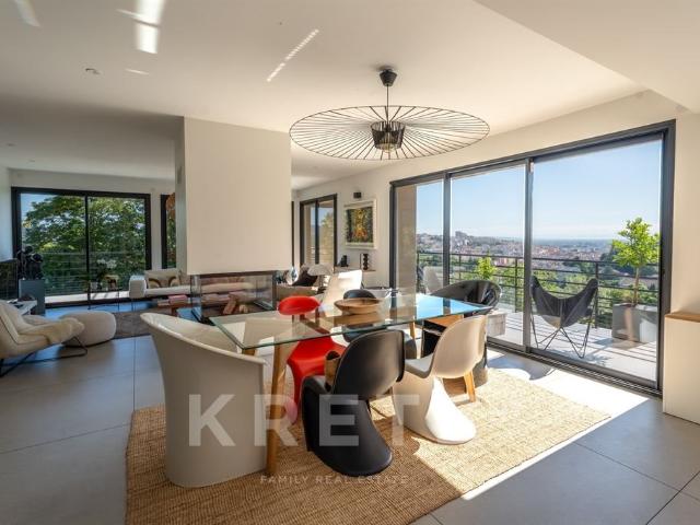 Lyon 5? – Propriété D'exception Avec Vue Panoramique Sur Fou. 315m² Lyon 5ème