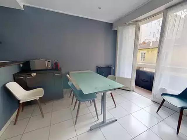 Lyon 6ème 69006 Location appartement 3 pièces t3 balcon