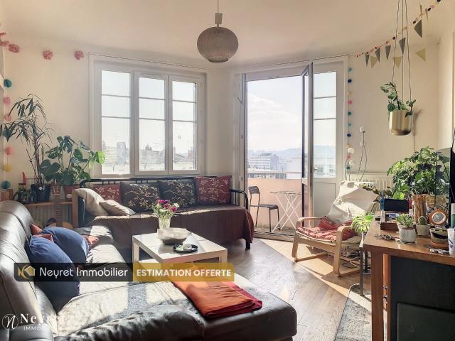 Lyon 7 Jean Mace Appartement T4 avec balcon 85m² Lyon 7ème