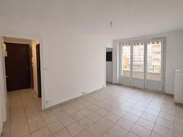 Lyon 7ème 69007 Achat / Vente appartement 3 pièces t3 cave balcon