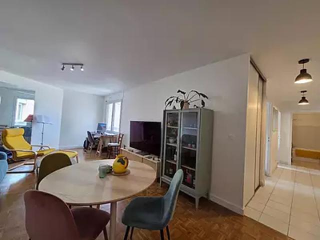 Lyon 7ème 69007 Achat / Vente appartement 2 pièces t2 au dernier étage