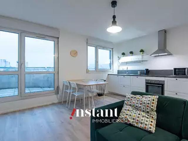 Lyon 7ème 69007 Location appartement 1 pièce t1 au dernier étage