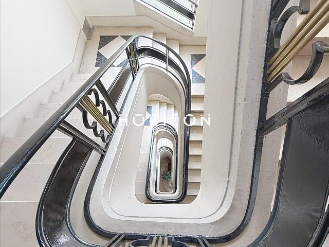 LYON 8: appartement T3 bourgeois 80 m2, 2 CH, 80m² Lyon 8ème