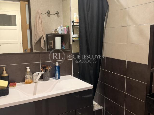 Lyon 8 Rue Paul Cazeneuve T1bis 28m2