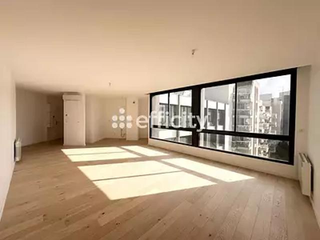 Lyon 8ème 69008 Achat / Vente appartement 5 pièces t5 au dernier étage