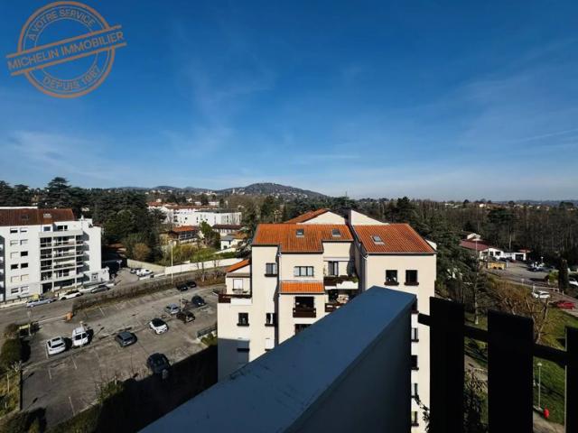 Lyon 9 – Plateau de Saint Rambert | T3 de 70 m² – Dernier étage avec vue dégagée