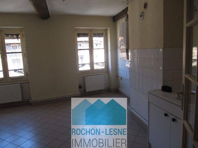 LYON 9E RUE DU MONT D'OR F2