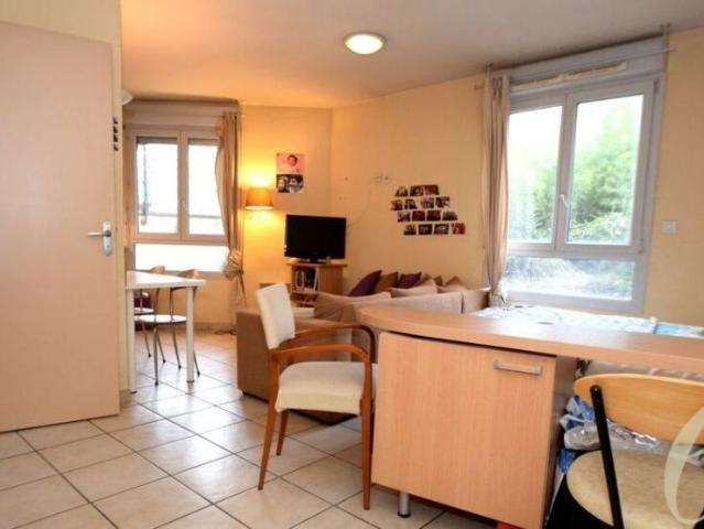 LYON 9ème Gorge de loup – Studio meublé de 26 m² au calme côté cour intérieure