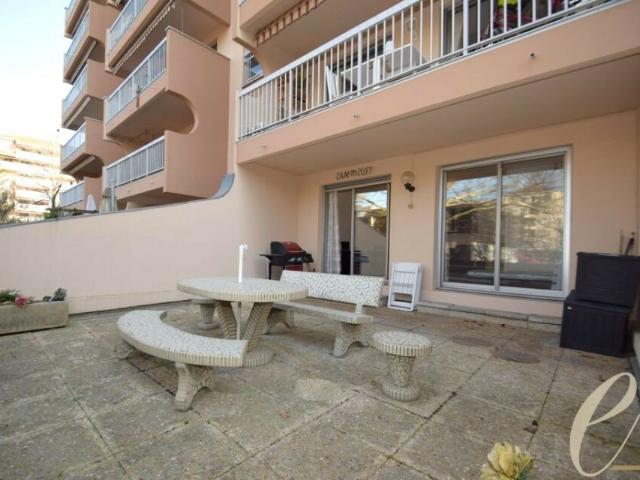 LYON 9ème VALMY – Ravissant T1 Bis meublé de 39 m² avec terrasse de 34 m² idéalement situé
