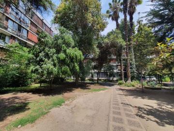 Lyon/Antúnez, 2 dorm, 2 baños, terraza, estacionamiento