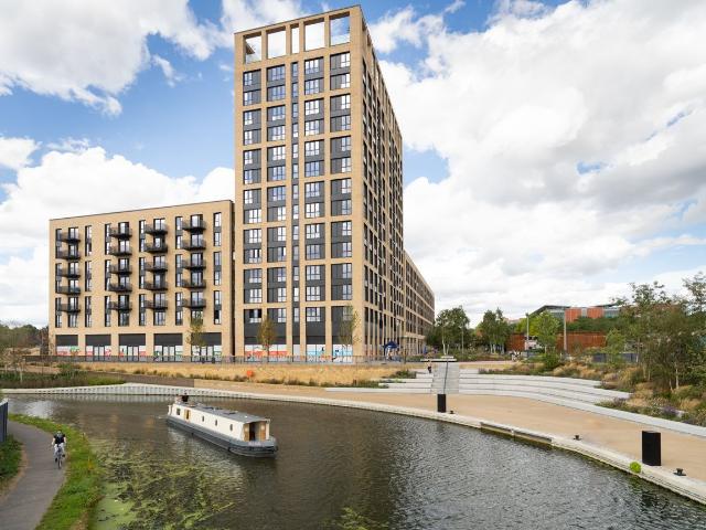 Lyons Dock, Greenford UB6, 3 bed flat to rent, £2,946 pcm | PrimeLocation