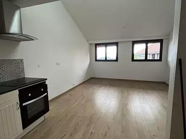 Lyaud 74200 Location appartement 2 pièces t2 au dernier étage parking