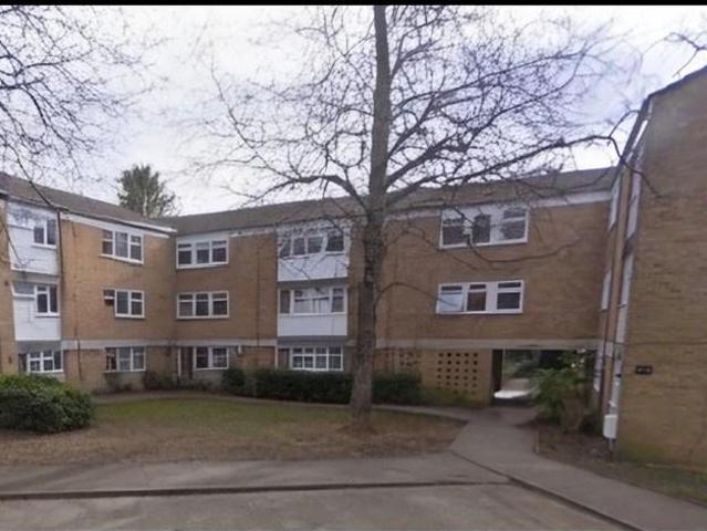 Lydbury, Bracknell, RG12 2 bed flat to rent £1,540 pcm £355 pw