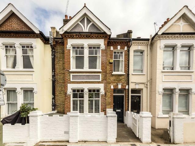 Lydden Grove, Earlsfield SW18, 4 bed terraced house to rent, £4,000 pcm | PrimeLocation
