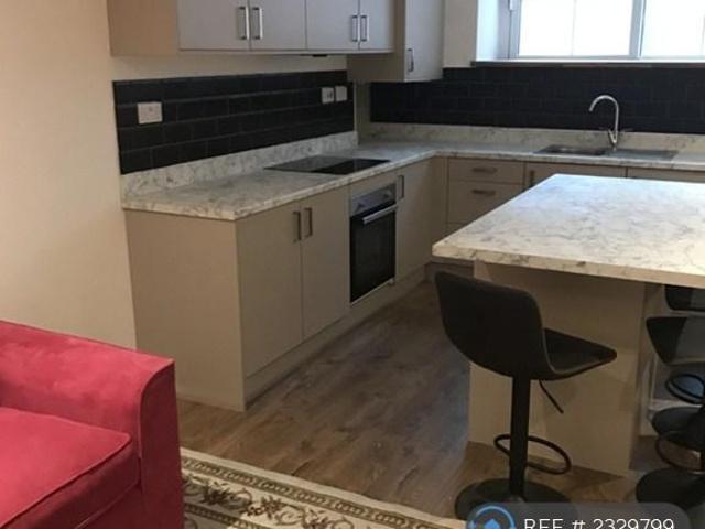 Lydgate Lane, Sheffield, S10 4 bed flat to rent £1,800 pcm £415 pw