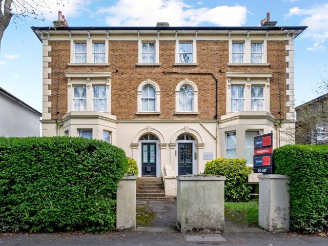 Lydia Court, 3 5 Grove Crescent, Kingston KT1, 1 bed flat to rent, £1,250 pcm | PrimeLocation